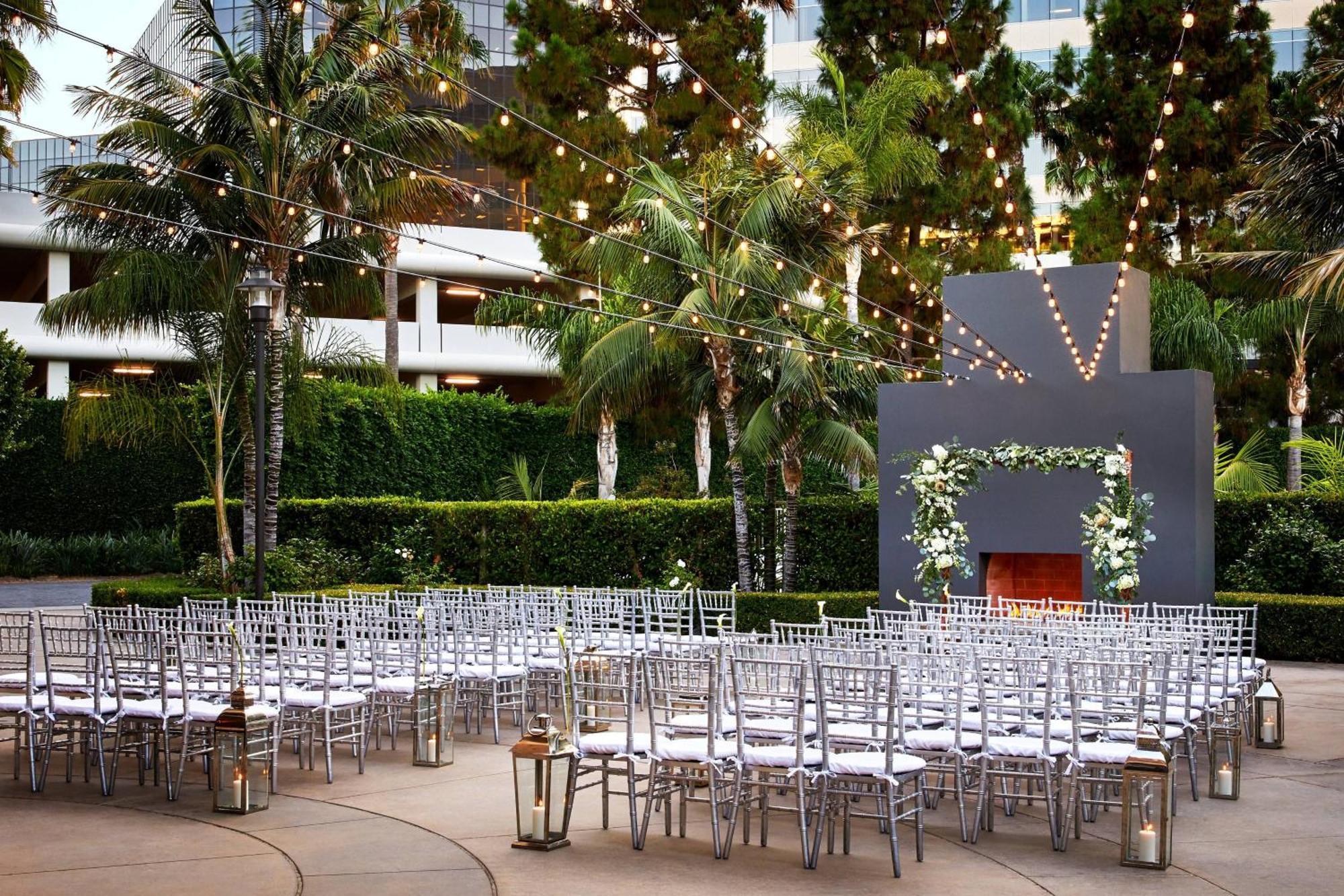 Готель Irvine Marriott Екстер'єр фото