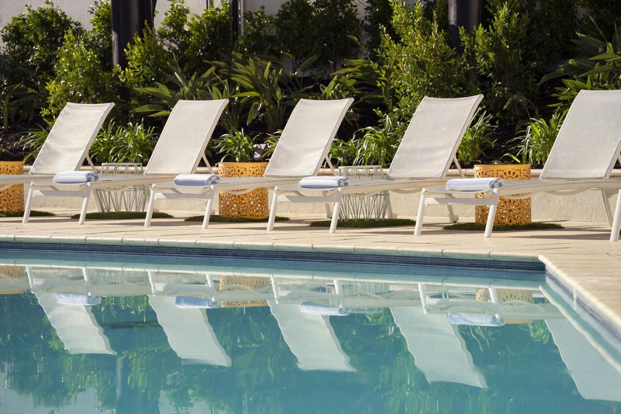 Готель Irvine Marriott Екстер'єр фото