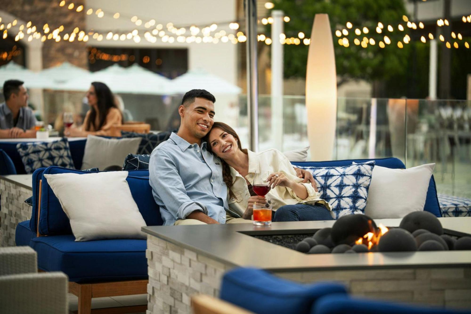 Готель Irvine Marriott Екстер'єр фото