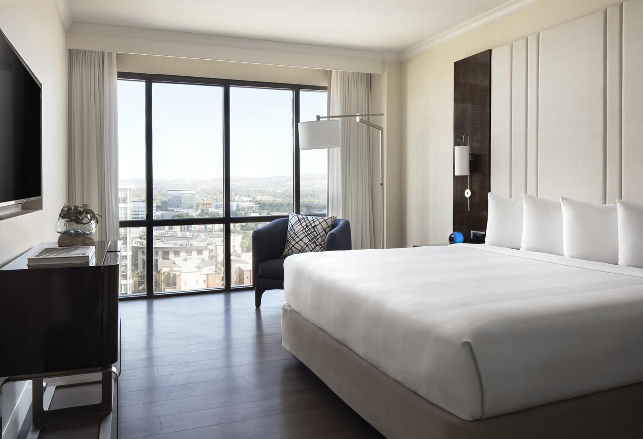 Готель Irvine Marriott Екстер'єр фото