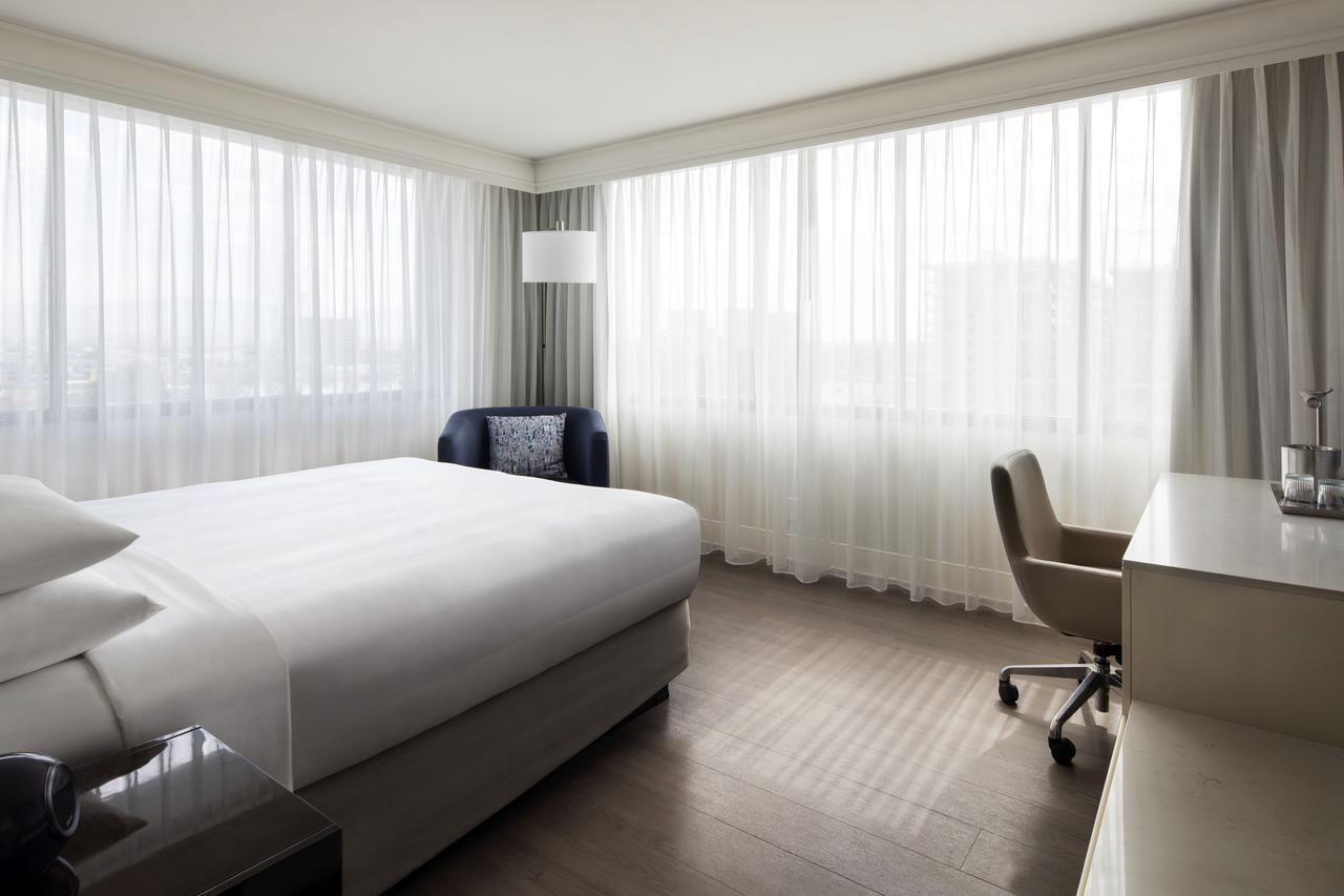 Готель Irvine Marriott Екстер'єр фото