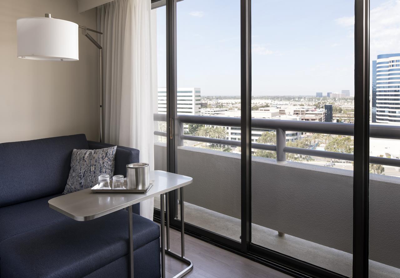 Готель Irvine Marriott Екстер'єр фото